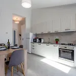 Silver Pola