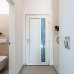 Silver Pola