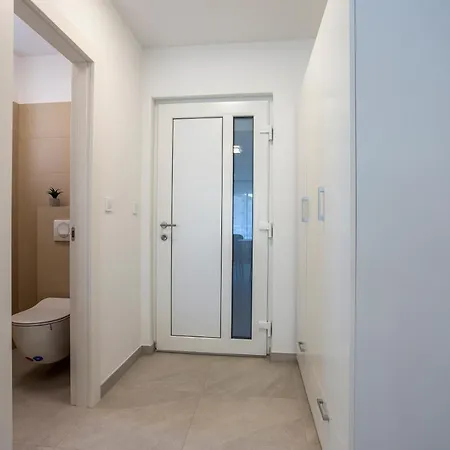 Apartment Silver Pula