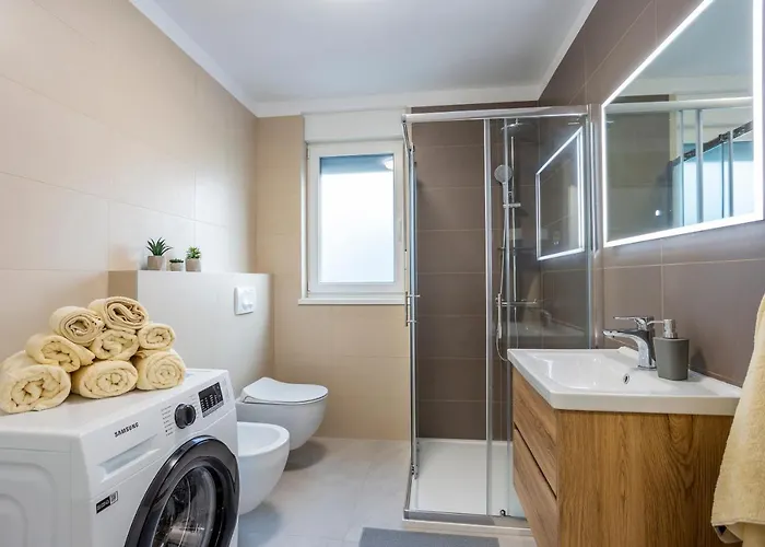 Silver Apartman Póla